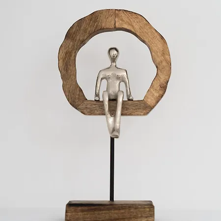 Emma 2br, 2 Bath & Balcony شقة *