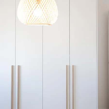 Emma 2br, 2 Bath & Balcony Daire *