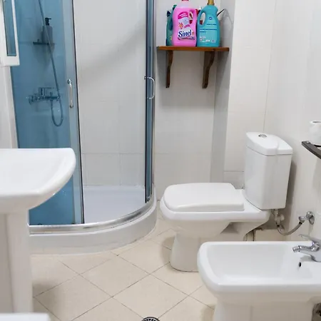 Emma 2br, 2 Bath & Balcony * Tirana