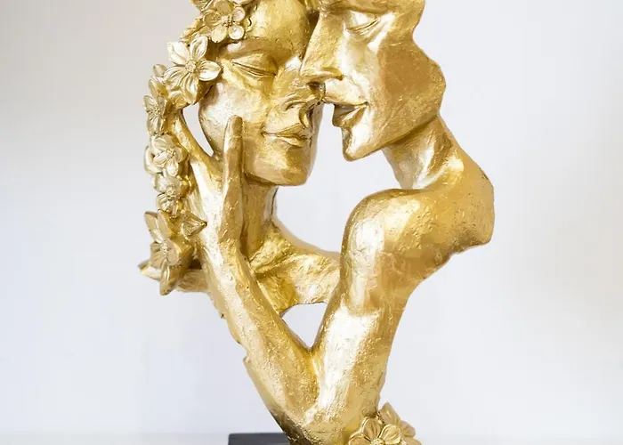 Emma 2br, 2 Bath & Balcony Lägenhet *